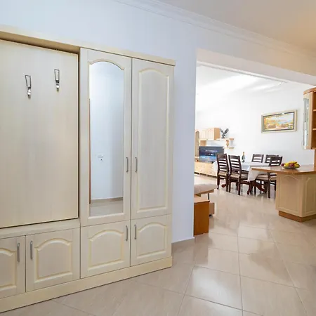 Apartament Lucas